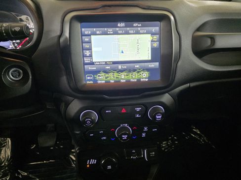 Used 2023 Jeep Renegade Latitude image 26