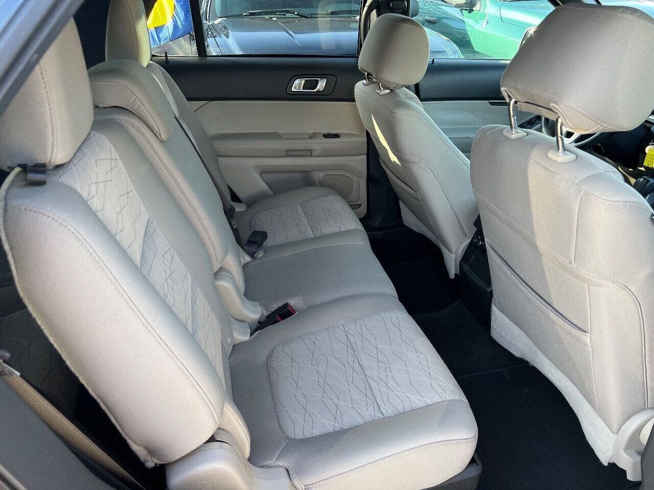 Used 2015 Ford Explorer 4WD image 14