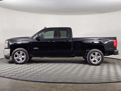 Used 2017 Chevrolet Silverado 1500 LT w/ Texas Edition image 3