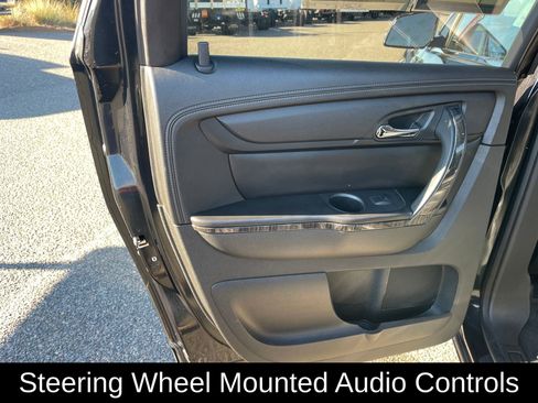 Used 2015 GMC Acadia SLT image 23