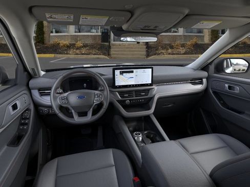 Used 2026 Ford Explorer Active w/ Active Comfort Package AWD/4WD image 11