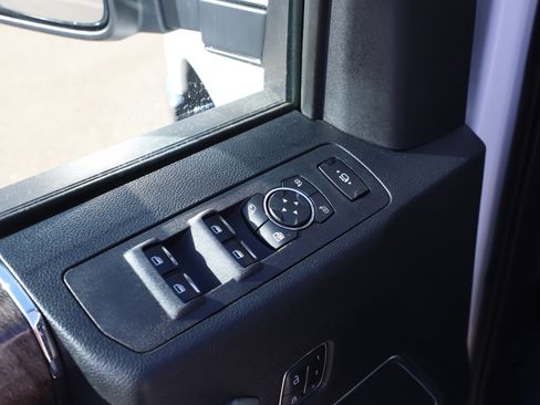 Used 2017 Ford F350 Lariat w/ Lariat Ultimate Package image 19