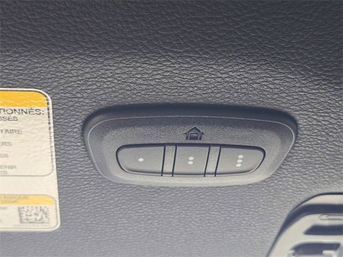 New 2025 Jeep Gladiator Willys image 13