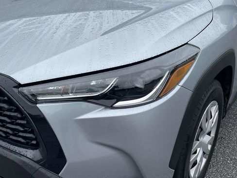 Used 2024 Toyota Corolla Cross L FWD image 5