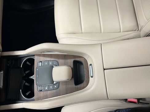 Used 2022 Mercedes-Benz GLE 350 image 23