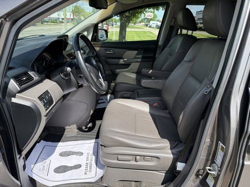 Used 2011 Honda Odyssey Touring Elite image 9
