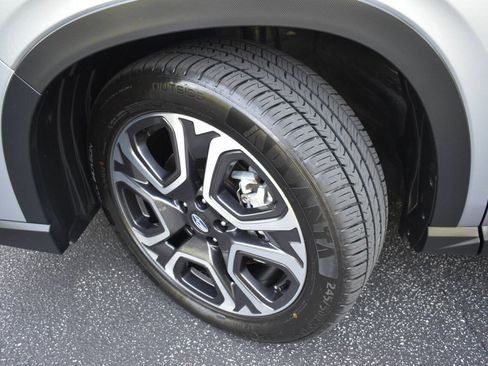 Used 2023 Subaru Ascent Touring AWD/4WD image 47