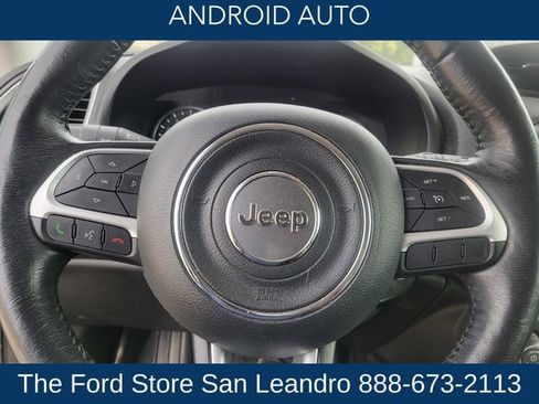 Used 2021 Jeep Renegade Latitude w/ Convenience Group AWD/4WD image 9