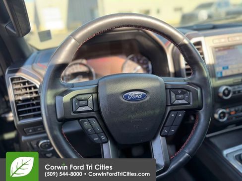 Used 2019 Ford Expedition Limited w/ Equipment Group 303A AWD/4WD image 2
