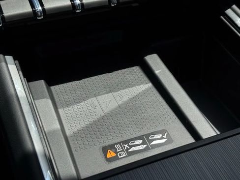 New 2026 GMC Acadia Elevation w/ Elevation Premium Package FWD image 31