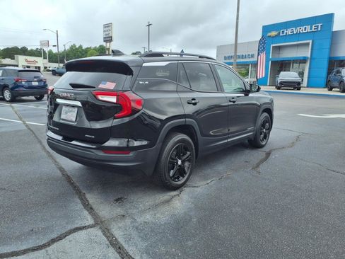 Used 2022 GMC Terrain SLE w/ Driver Convenience Package image 26