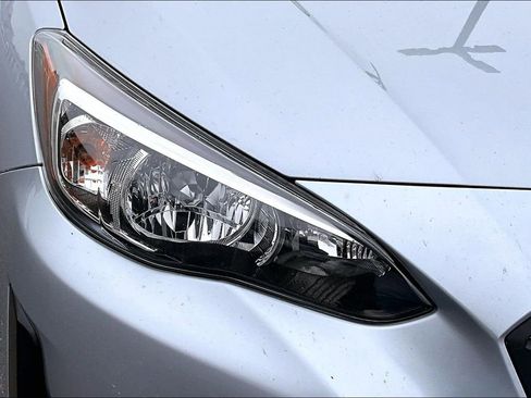 Used 2021 Subaru Crosstrek 2.0i Premium w/ Moonroof Package image 29