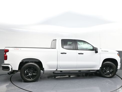 Used 2024 Chevrolet Silverado 1500 Custom w/ Rally Edition image 8