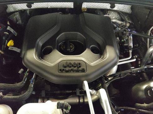 Used 2022 Jeep Grand Cherokee Limited 4xe image 30