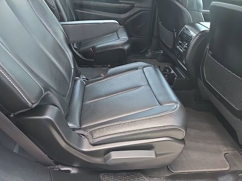 Used 2024 Jeep Grand Cherokee L Limited w/ Luxury Tech Group II image 91