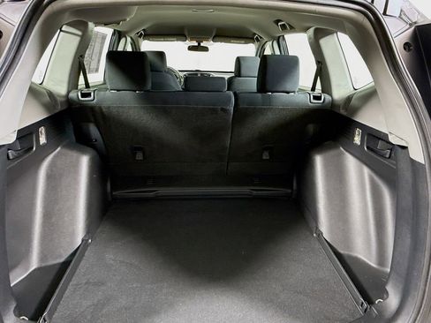 Used 2018 Honda CR-V LX image 25