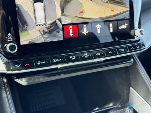 New 2026 Jeep Grand Wagoneer Limited AWD/4WD image 19