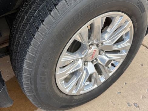 Used 2022 GMC Sierra 1500 Denali w/ Technology Package image 14