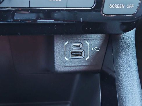 New 2026 Jeep Compass Latitude image 29