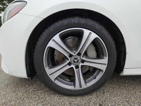 Used 2020 Mercedes-Benz E 350 Sedan image 31