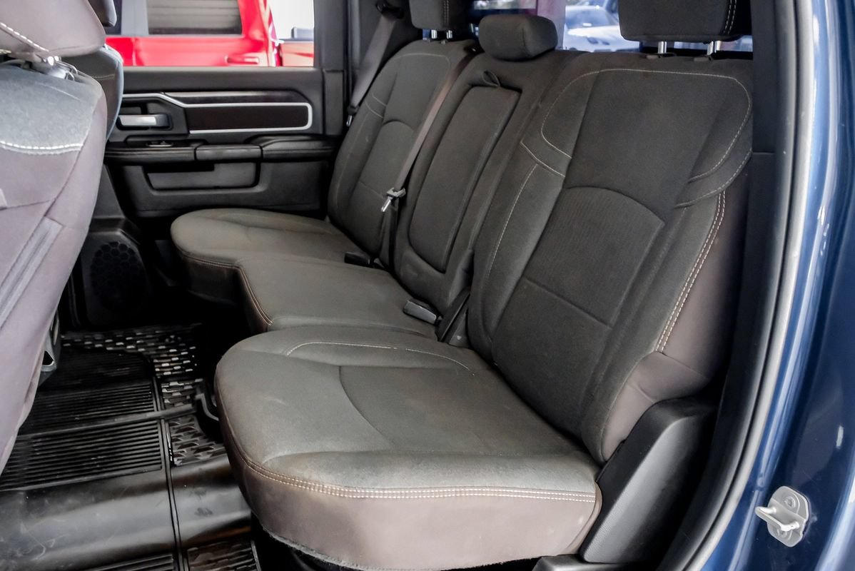 Used 2024 RAM 2500 Big Horn w/ Night Edition AWD/4WD image 38