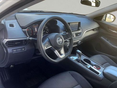 Used 2022 Nissan Altima 2.5 S image 16