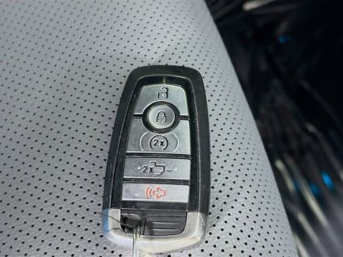 Used 2023 Ford F150 Lariat image 33