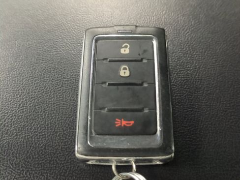 Certified 2023 Jeep Grand Cherokee L Laredo image 31