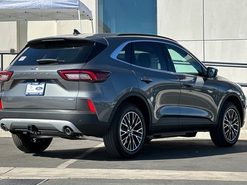New 2025 Ford Escape Base w/ PHEV Premium Package image 3