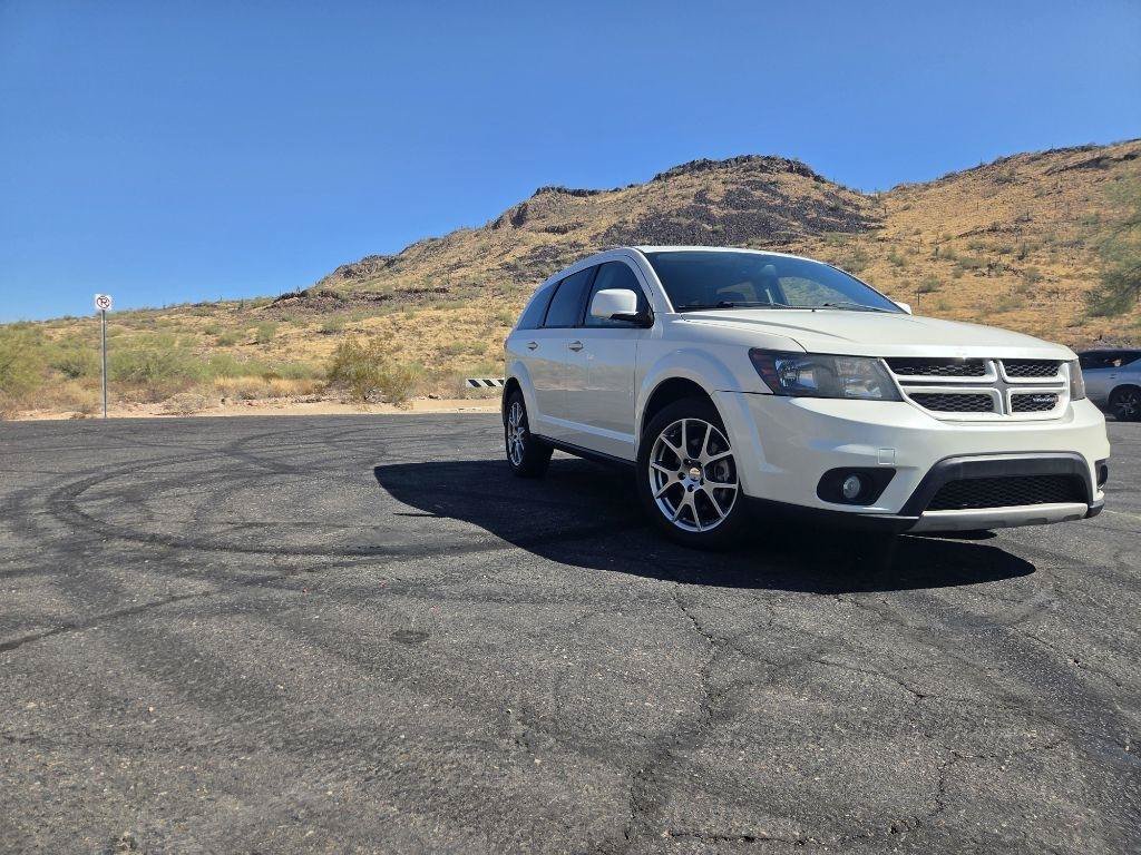 Used 2015 Dodge Journey R/T FWD image 1