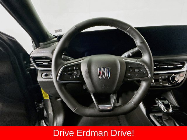 Used 2024 Buick Envista Sport Touring w/ Convenience I Package FWD image 10