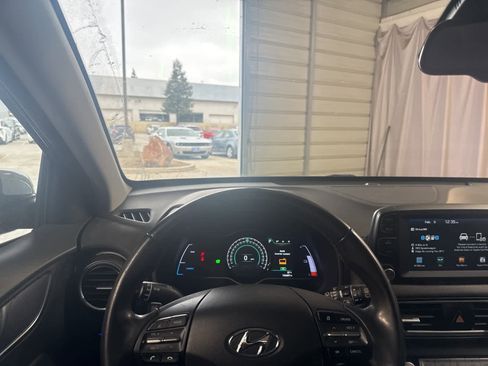 Used 2020 Hyundai Kona SEL image 24