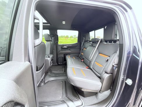 Certified 2025 GMC Sierra 1500 AT4 w/ AT4 Premium Package AWD/4WD image 19