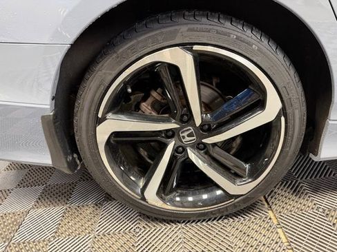 Used 2022 Honda Accord Sport image 34