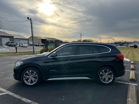 Used 2017 BMW X1 xDrive28i image 4