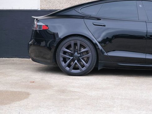 Used 2021 Tesla Model S Plaid AWD/4WD image 12