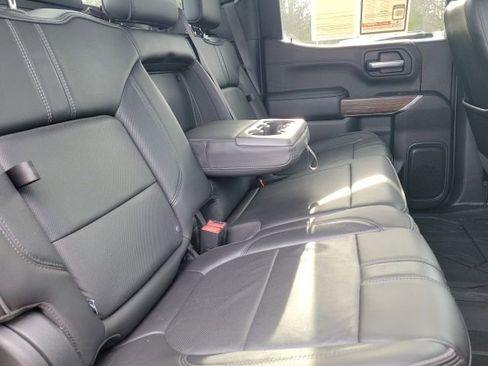 Used 2020 Chevrolet Silverado 1500 High Country w/ Technology Package AWD/4WD image 24