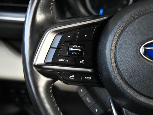 Used 2022 Subaru Ascent Touring image 33