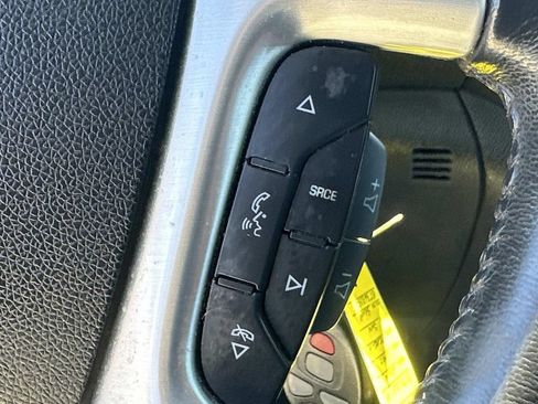 Used 2014 GMC Acadia SLT AWD/4WD image 25