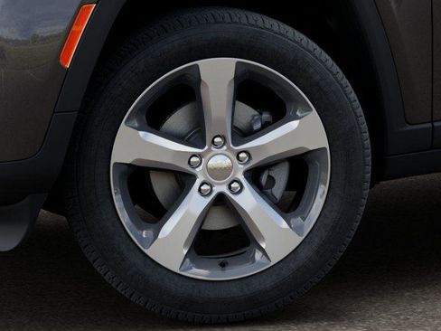 New 2026 Jeep Grand Cherokee Limited image 8