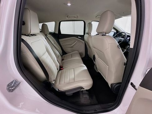 Used 2019 Ford Escape SEL image 26