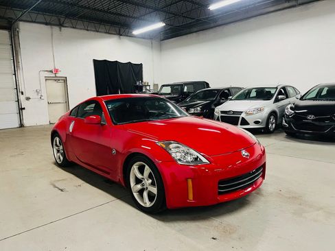 Used 2007 Nissan 350Z Enthusiast w/ Cargo Convenience Pkg image 4