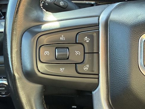 Used 2024 GMC Sierra 1500 SLT image 16