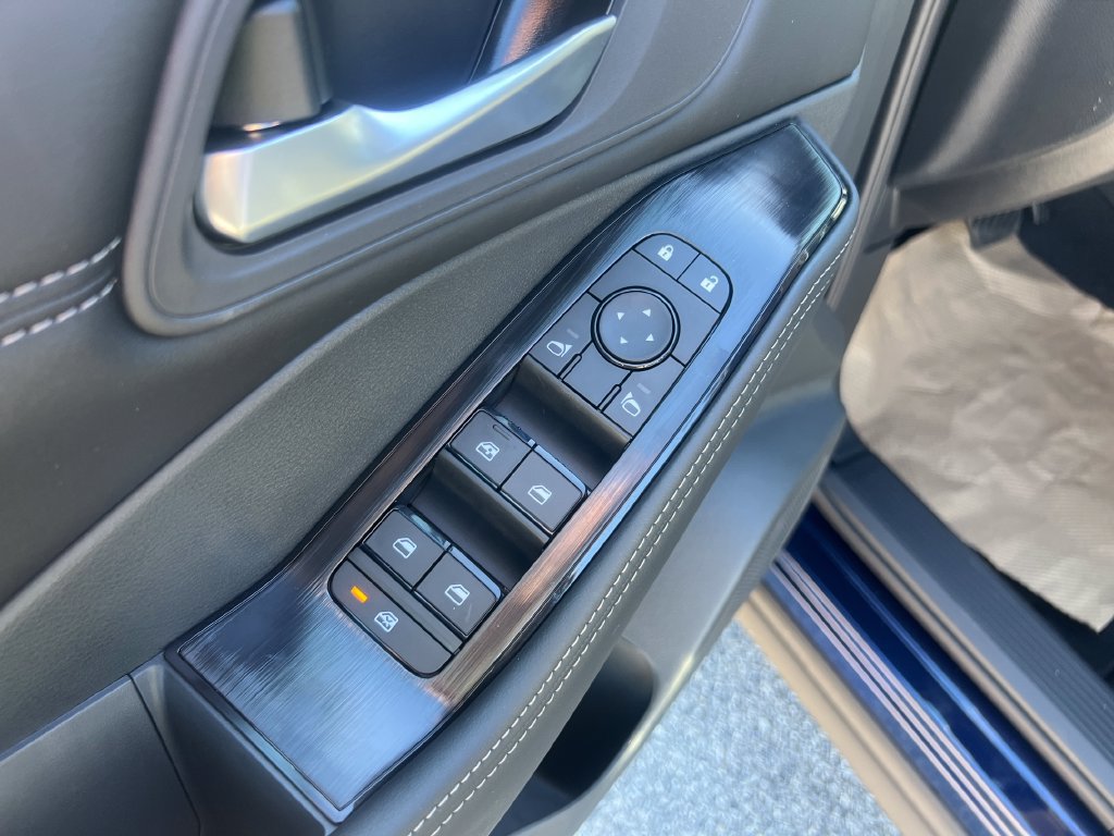 Certified 2026 Nissan Rogue SV w/ SV Premium Package AWD/4WD image 13