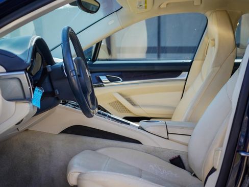 Used 2012 Porsche Panamera S RWD image 8