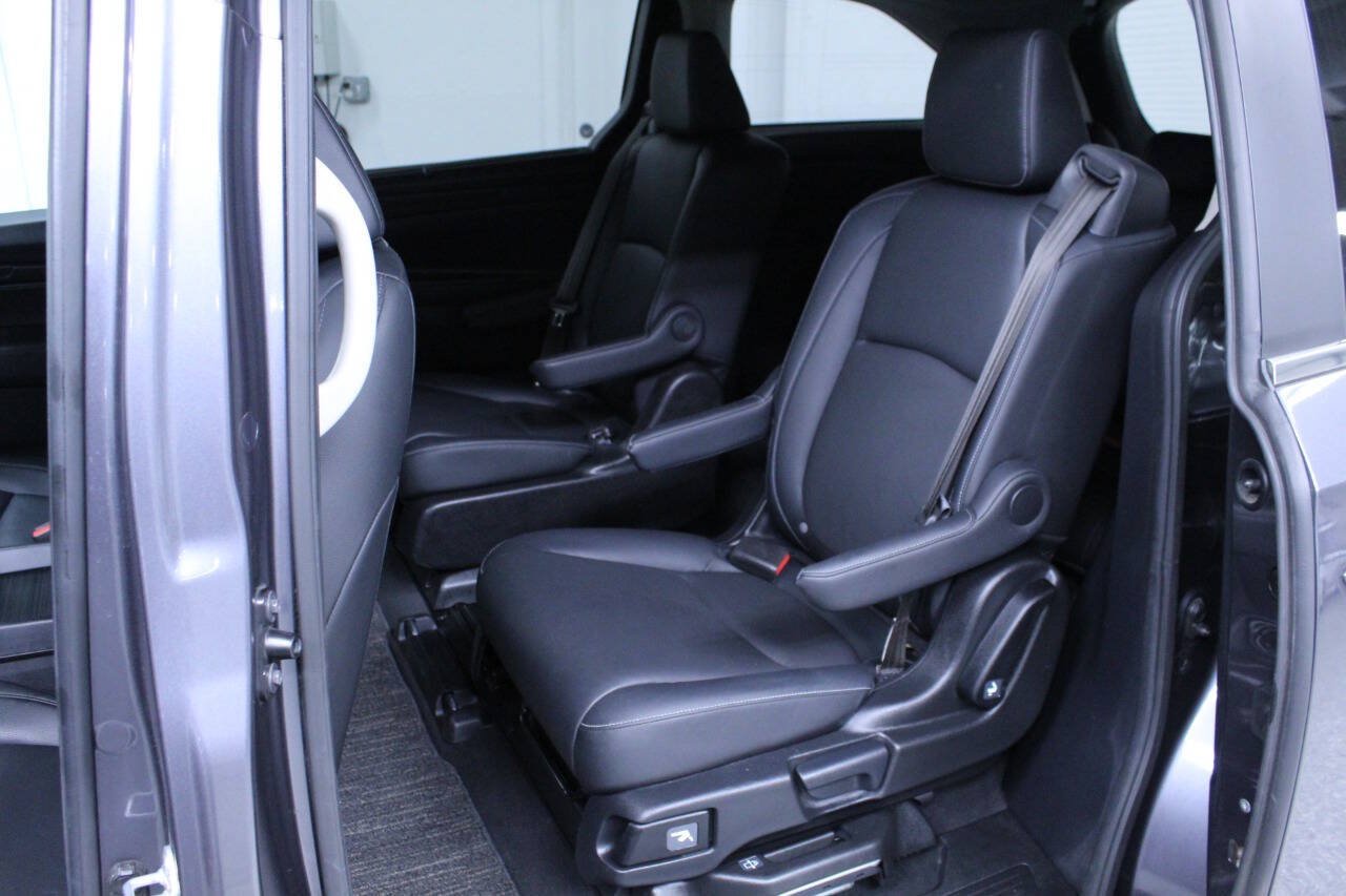Used 2025 Honda Odyssey EX-L image 32