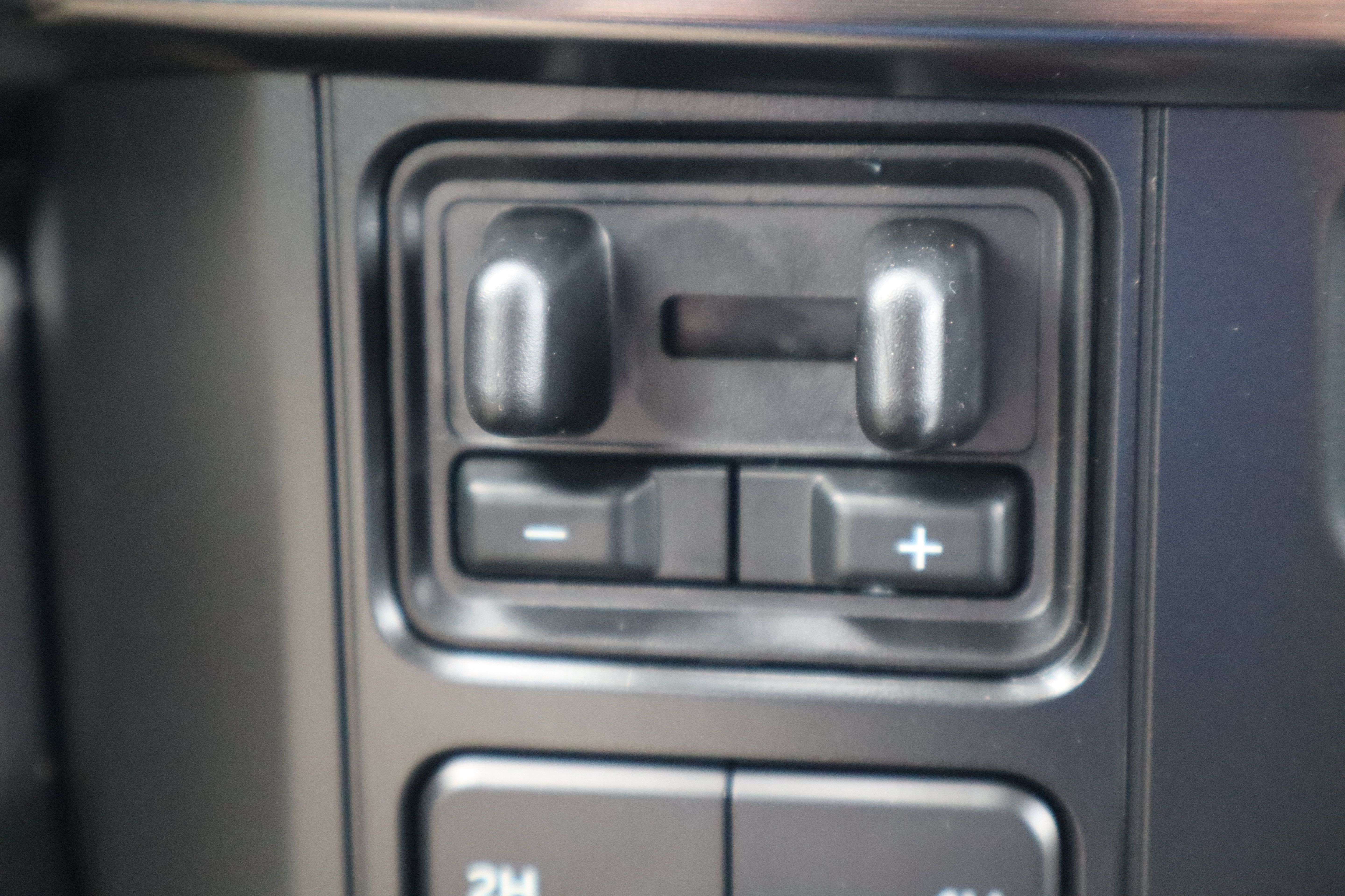 New 2026 Ford F350 Lariat w/ Lariat Premium Package AWD/4WD image 30