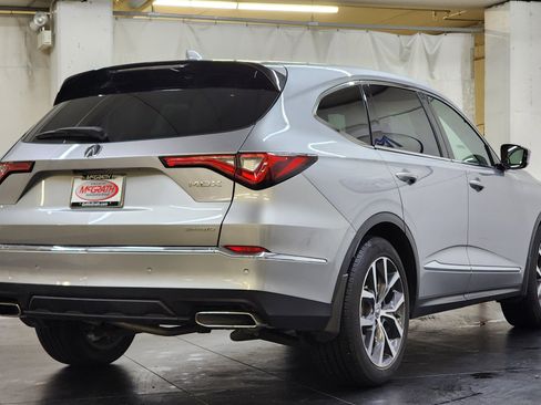 Certified 2023 Acura MDX w/Technology Package image 5
