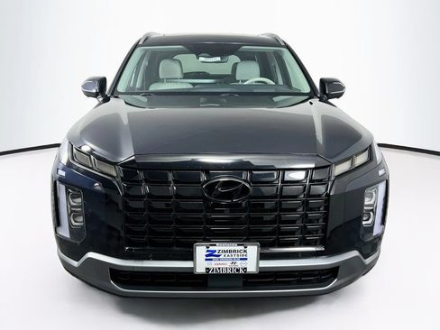 Used 2024 Hyundai Palisade Limited AWD/4WD image 2