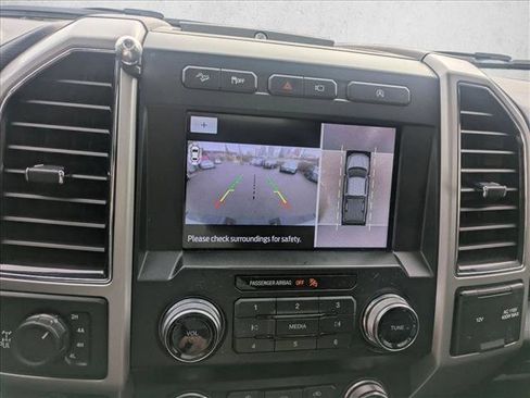 Used 2019 Ford F150 Lariat w/ Equipment Group 502A Luxury image 13